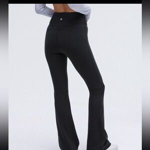 Lululemon high rise flared pants black size 6